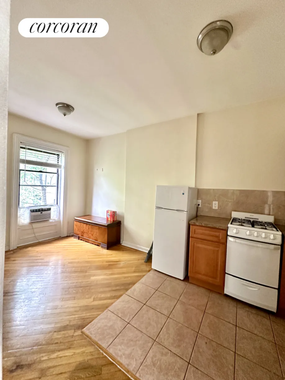 New York City Real Estate | View 274 Gates Avenue, 8 | room 1