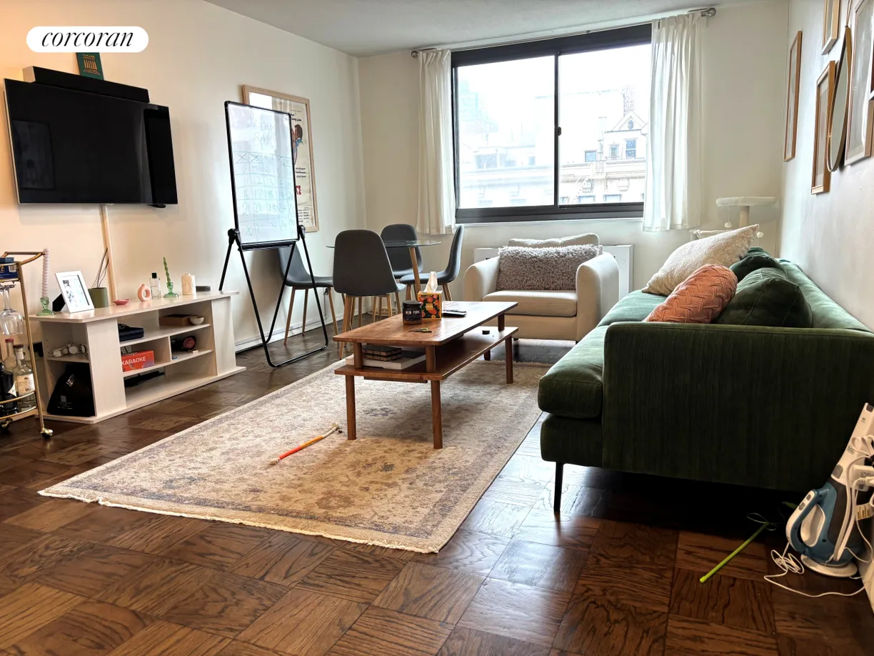 New York City Real Estate | View 275 West 96th Street, 10K | Living Room