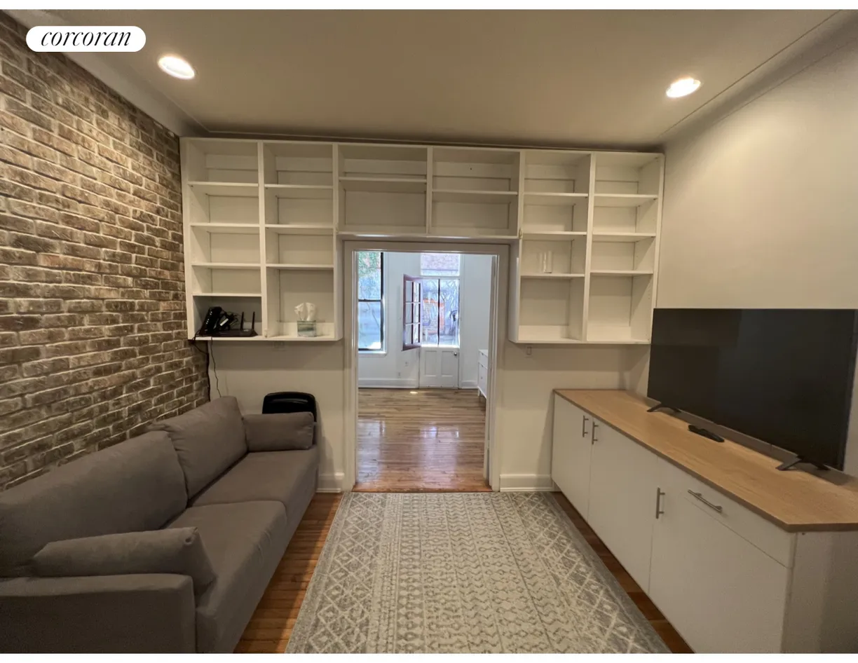 New York City Real Estate | View 210 East 84th Street, 1A | room 1