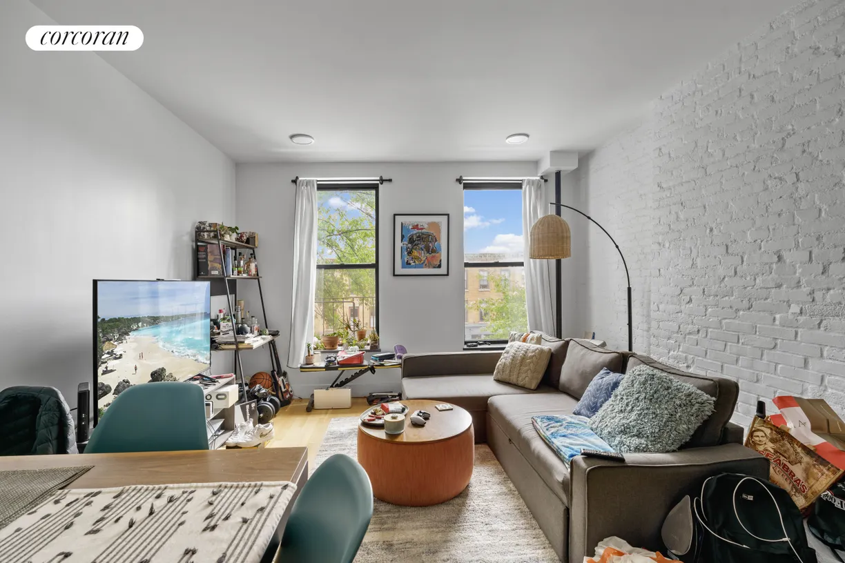 New York City Real Estate | View 566 Vanderbilt Avenue, 3 | room 1