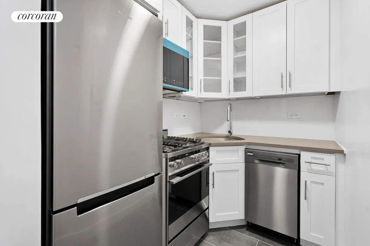 New York City Real Estate | View 520 East 81st Street, 7K | 1 Bath