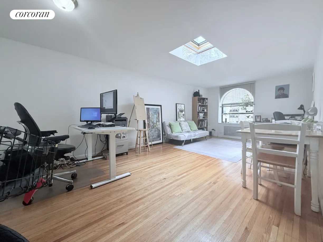 New York City Real Estate | View 117 West 58th Street, PHB | 1 Bed, 1 Bath