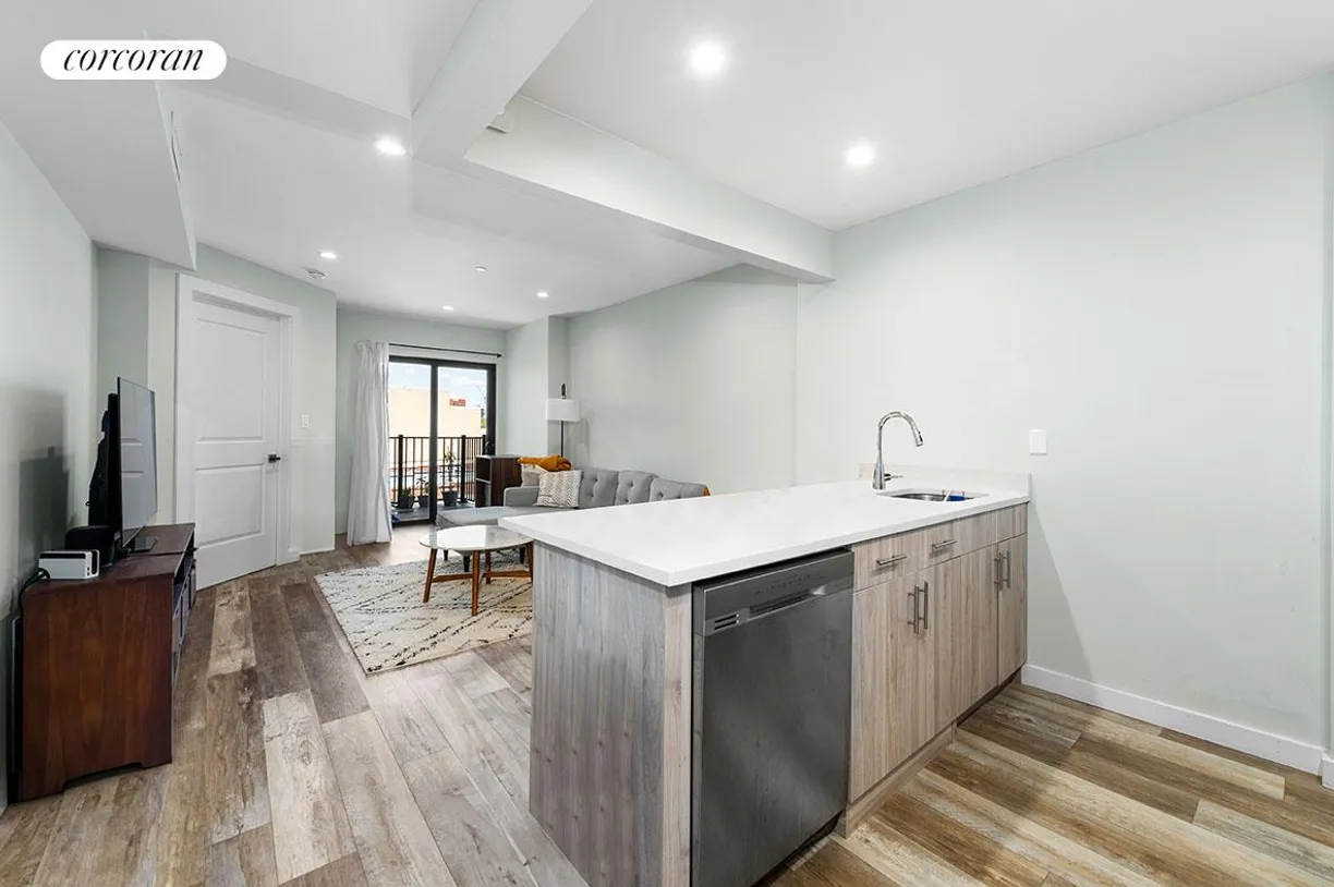 New York City Real Estate | View 30-82 Crescent Street, 4C | room 2