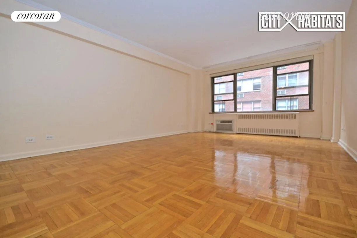 New York City Real Estate | View 420 East 55th Street, 7J | Living Room