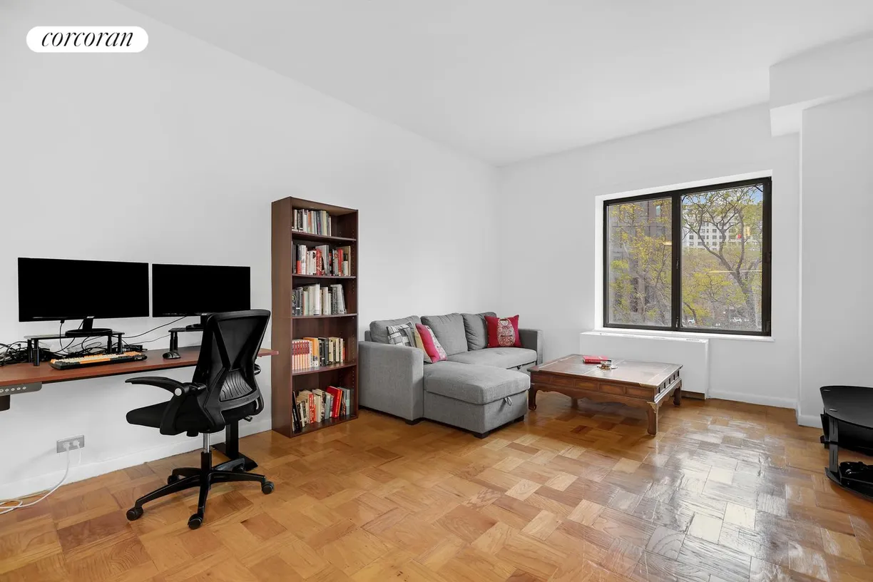 New York City Real Estate | View 630 First Avenue, 4G | Living Room