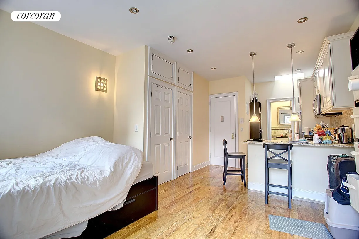New York City Real Estate | View 130 West 73rd Street, 10 | 1 Bath
