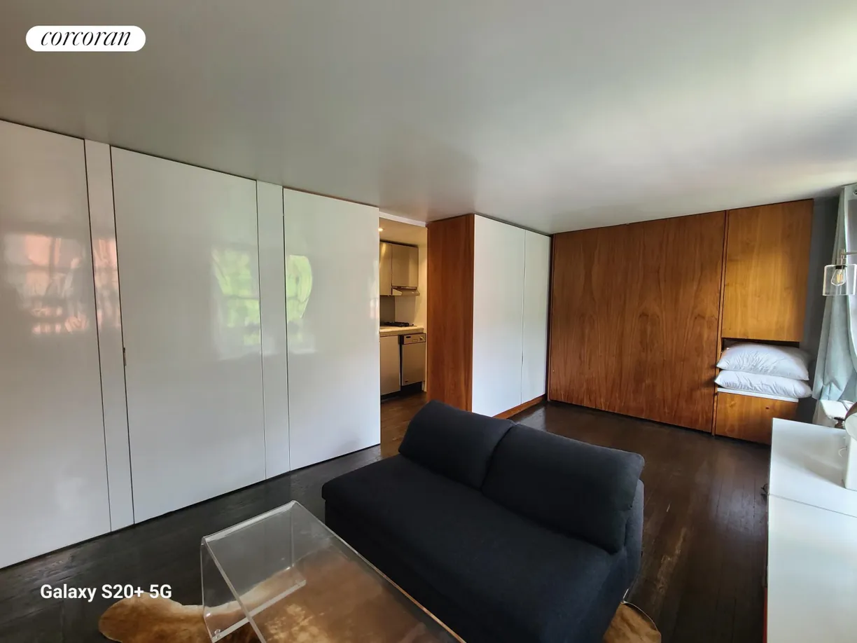 New York City Real Estate | View 396 Bleecker Street, 3E | room 2