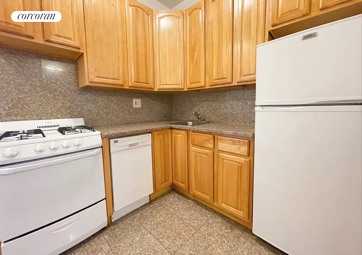 New York City Real Estate | View 368 West 127th Street, 16 | room 1