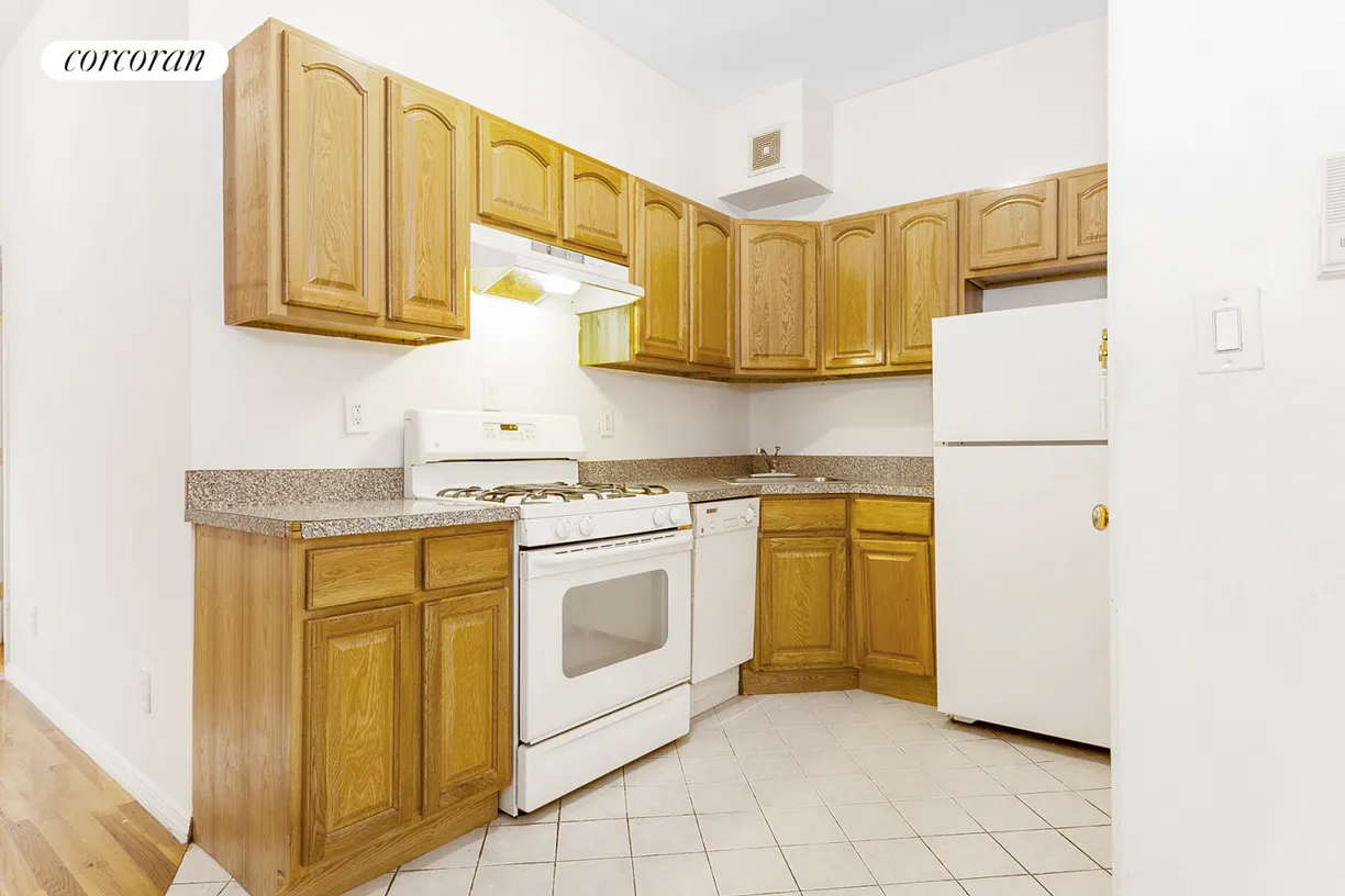New York City Real Estate | View 305 East 56th Street, 4R | room 2
