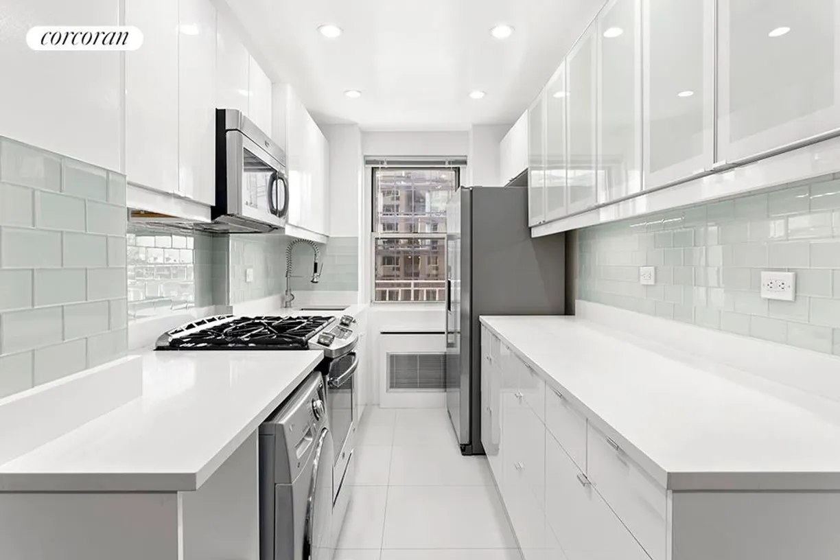 New York City Real Estate | View 301 East 66th Street, 14H | 1 Bed, 1 Bath