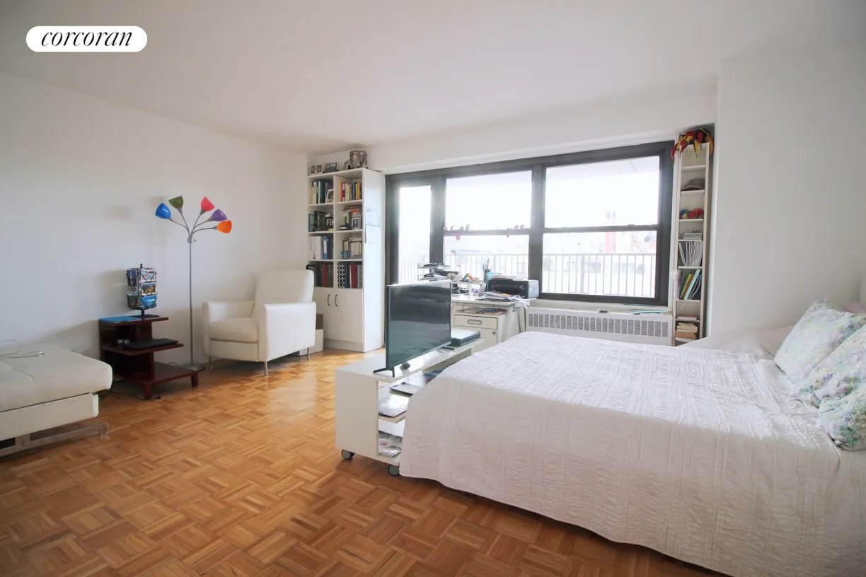New York City Real Estate | View 175 West 90th Street, 19E | 1 Bath