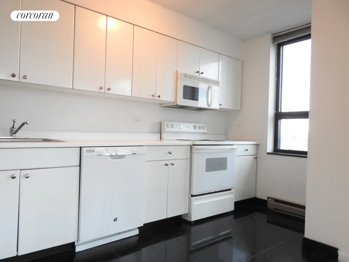 New York City Real Estate | View 344 Third Avenue, 18B | room 2