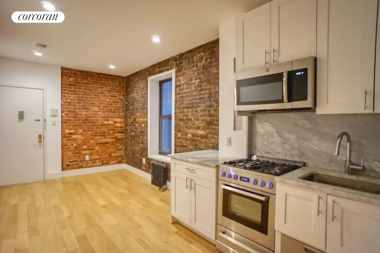 New York City Real Estate | View 146 17th Street, 0C | 2 Beds, 1 Bath