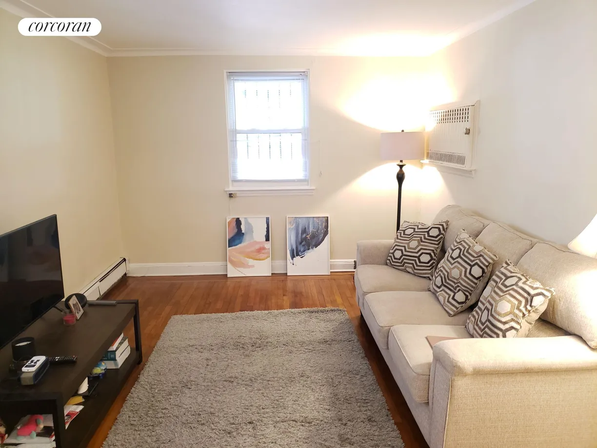 New York City Real Estate | View 2186 Paulding Avenue, 1 | 1 Bed, 1 Bath