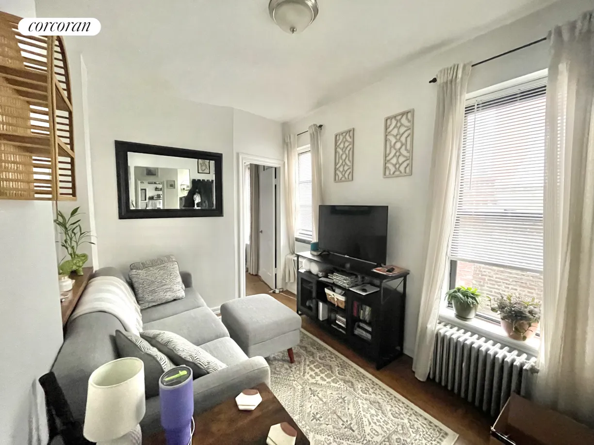 New York City Real Estate | View 338 East 65th Street, 26 | 1 Bed, 1 Bath