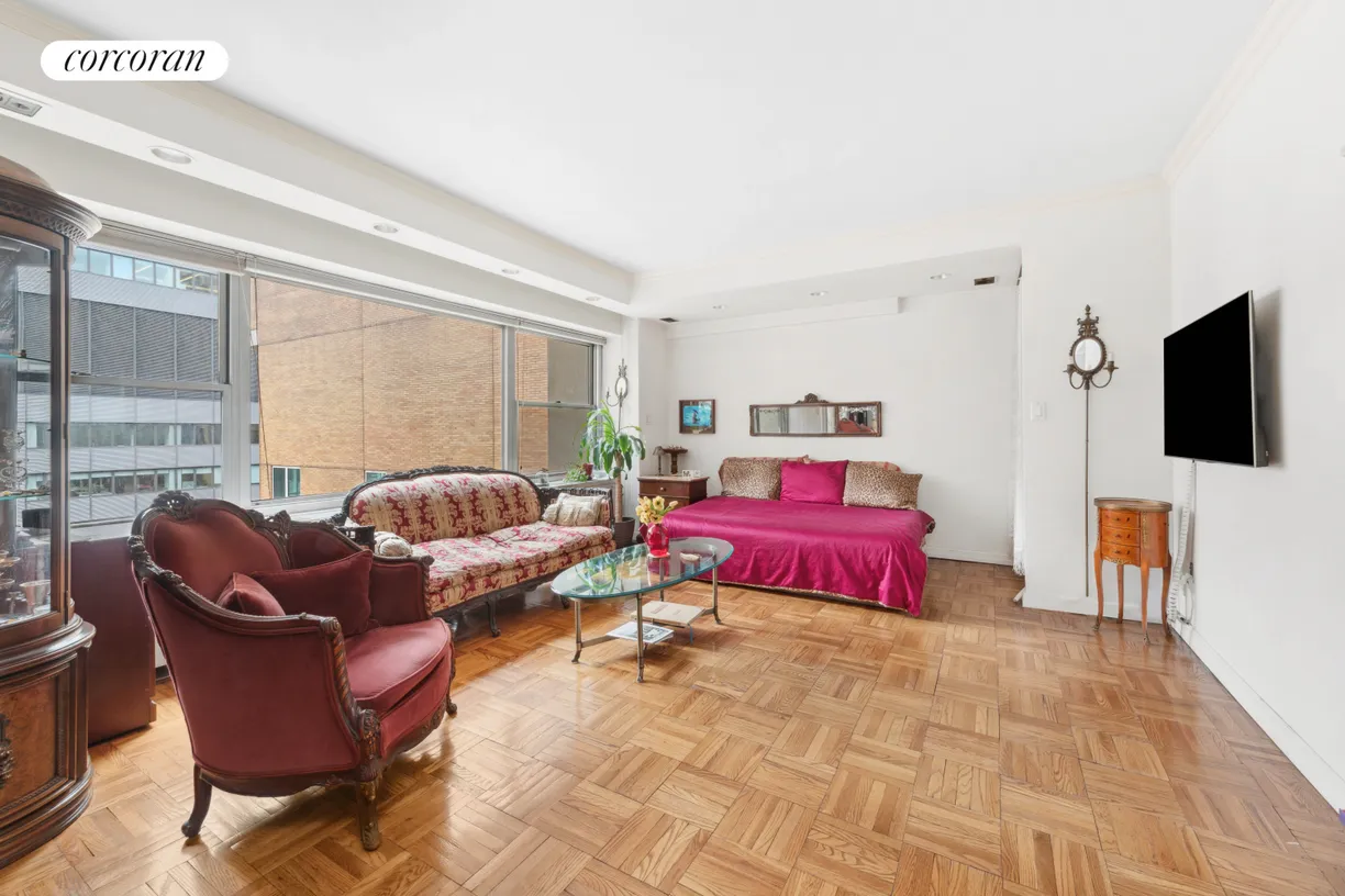 New York City Real Estate | View 118 East 60th Street, 19A | room 1