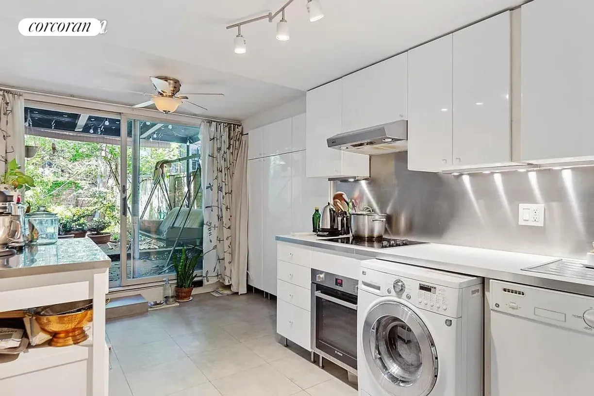 New York City Real Estate | View 54 Sidney Place, GARDEN | room 1