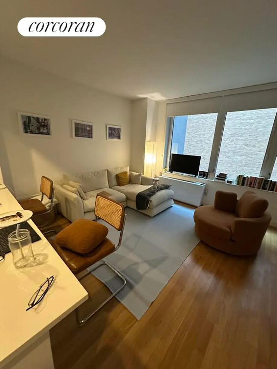 New York City Real Estate | View 501 East 74th Street, 5F | room 2