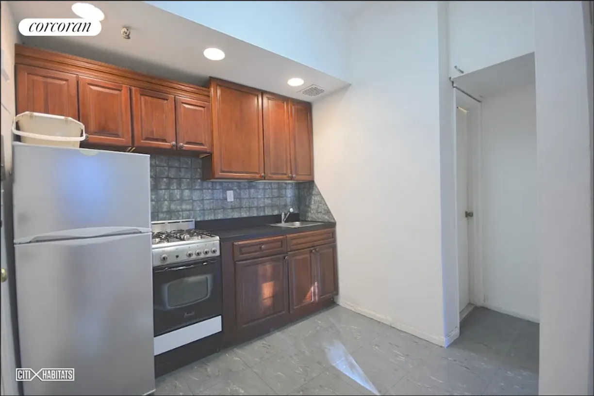 New York City Real Estate | View 54 South Oxford Street, 3 | 1 Bed, 1 Bath