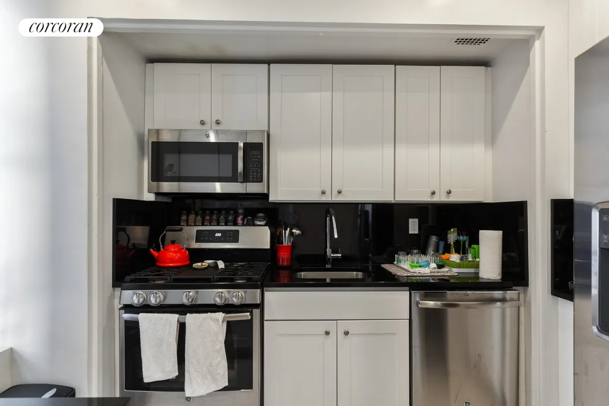 New York City Real Estate | View 525 West End Avenue, 14FG | room 1