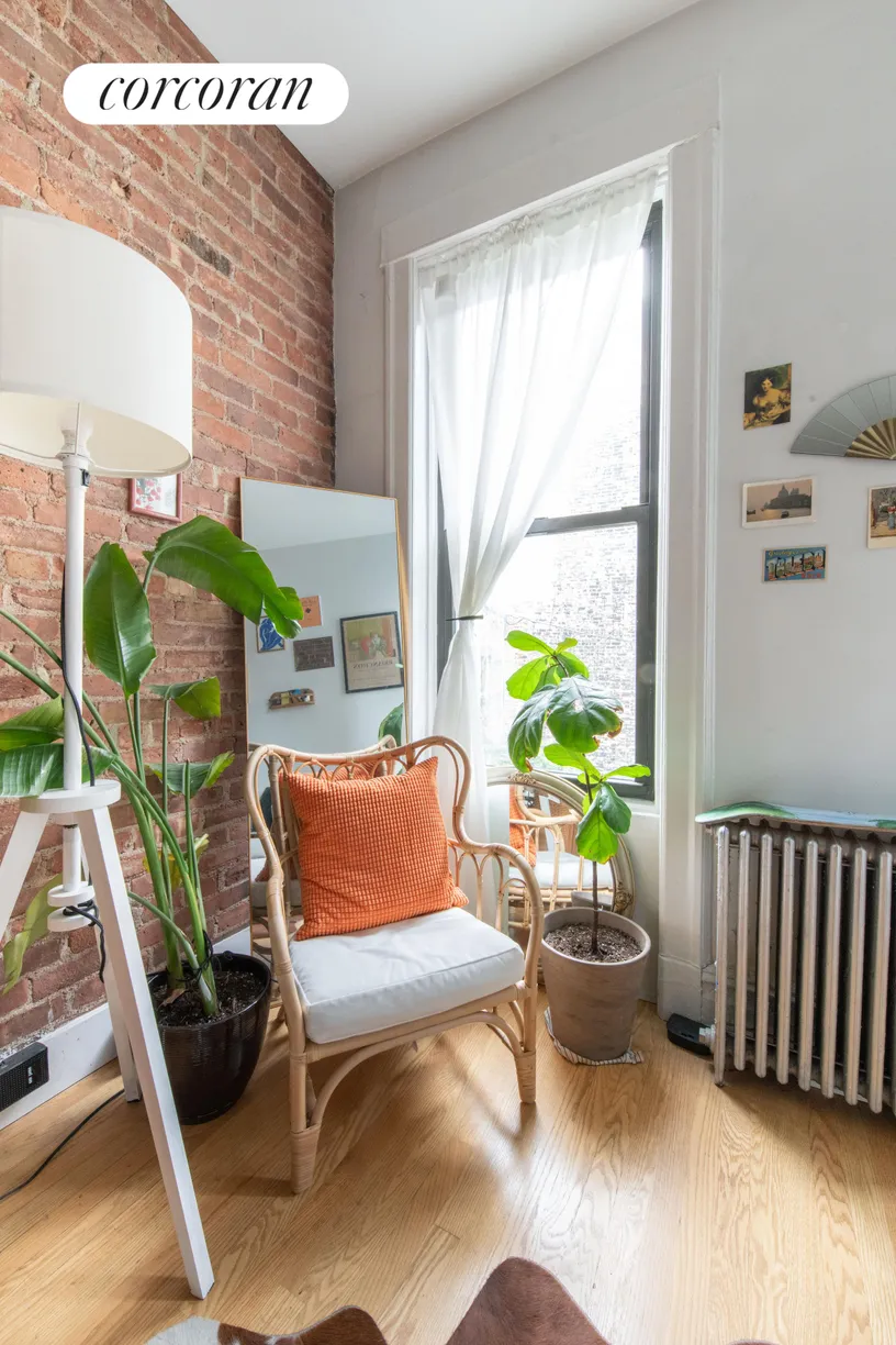 New York City Real Estate | View 989 Seneca Avenue, 2 | Living Room