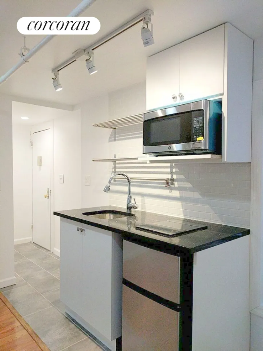 New York City Real Estate | View 310 West 20th Street, A2 | room 1