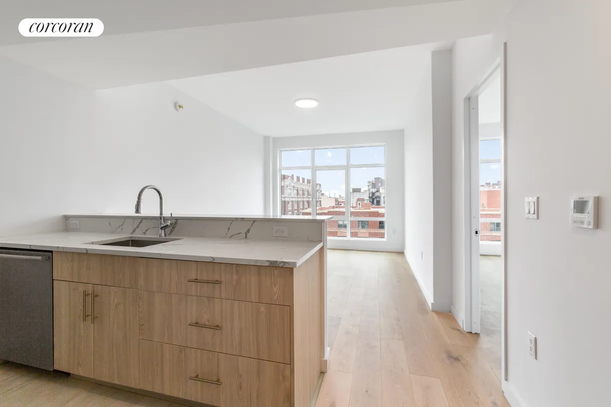 New York City Real Estate | View 1516 Park Avenue, 5C | 1 Bed, 1 Bath