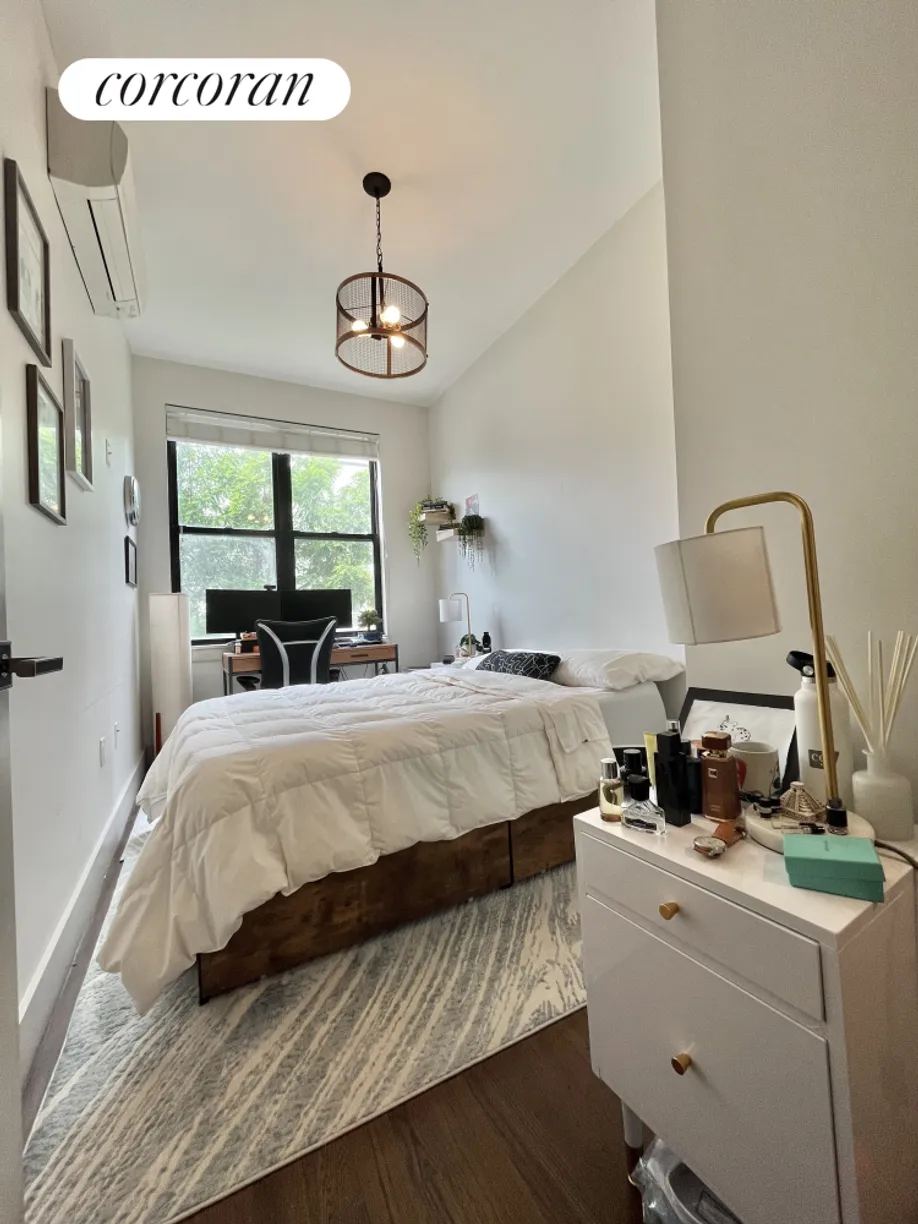 New York City Real Estate | View 376 Graham Avenue, 2L | 3 Beds, 3 Baths