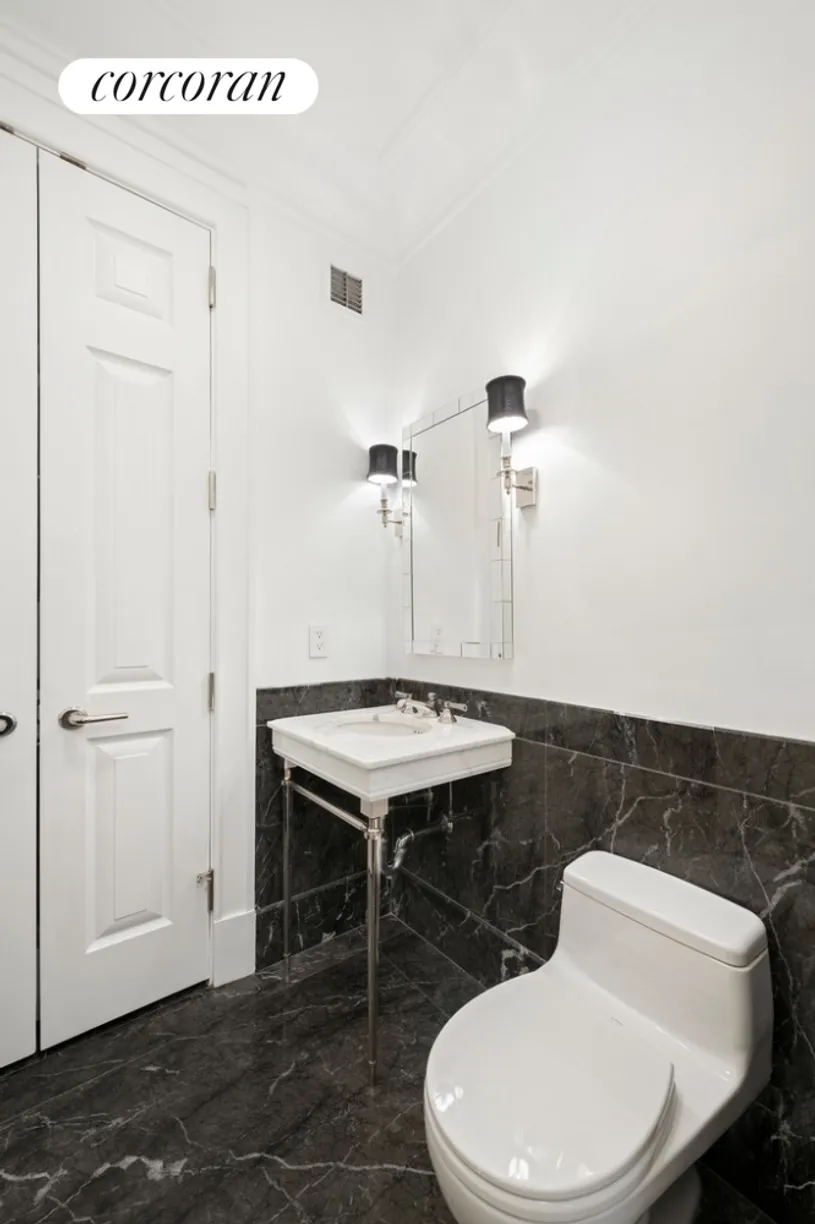 New York City Real Estate | View 15 Central Park West, 24F | room 2