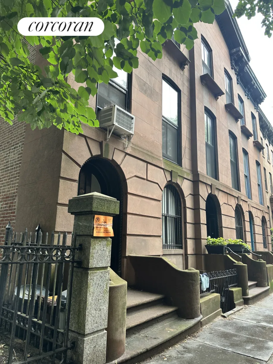 New York City Real Estate | View 170 Congress Street, 1 | 2 Beds, 2 Baths
