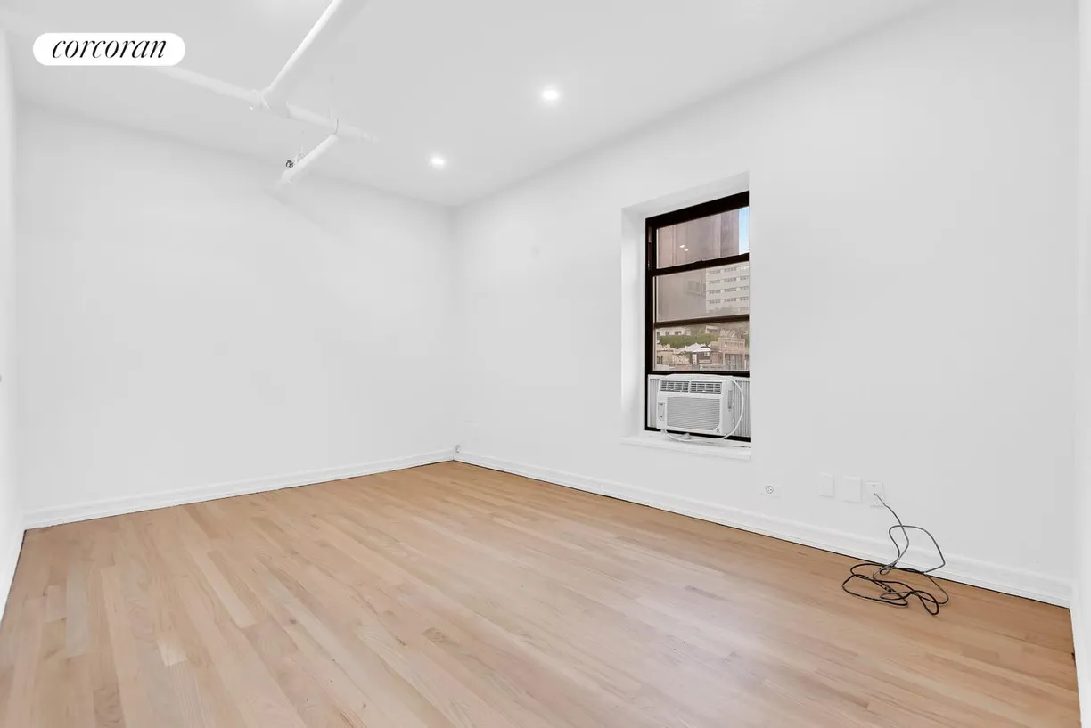 New York City Real Estate | View 16 Hudson Street, PHE | Primary Bedroom