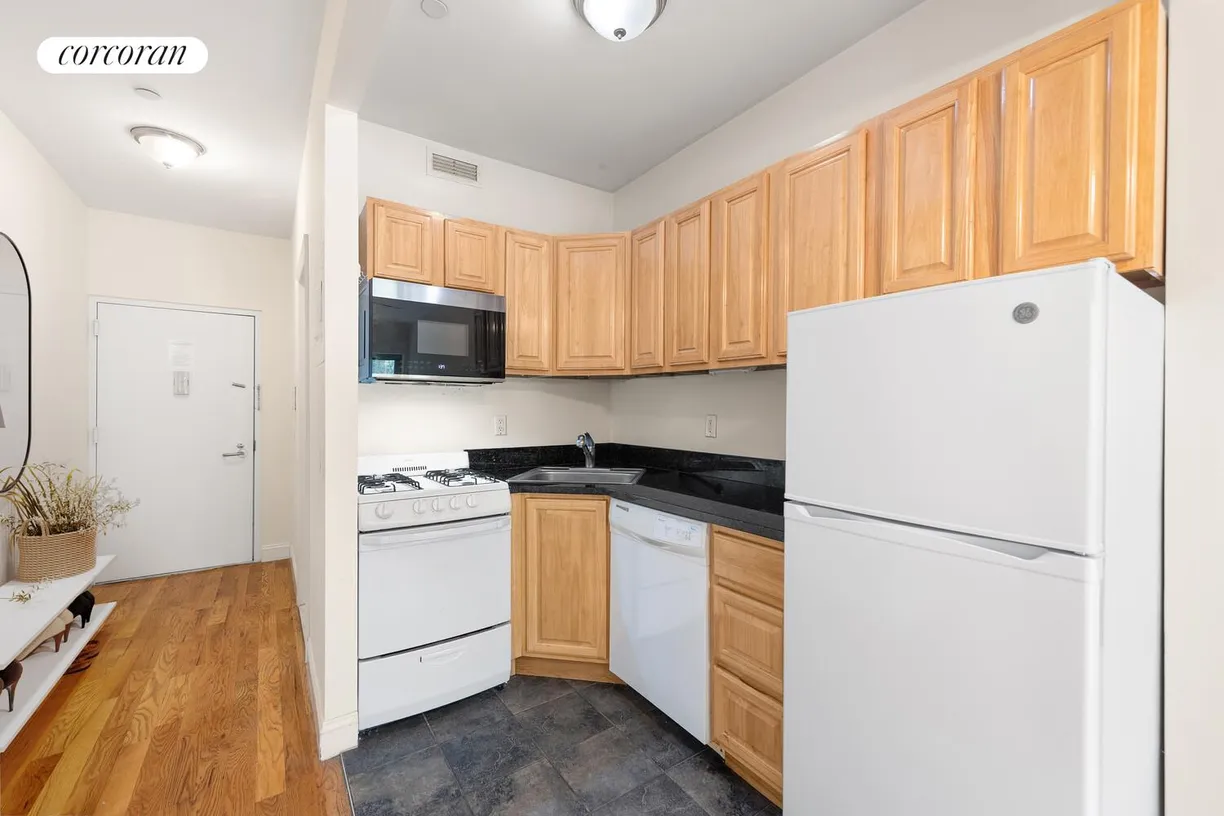 New York City Real Estate | View 447 West 47th Street, 5 | room 2