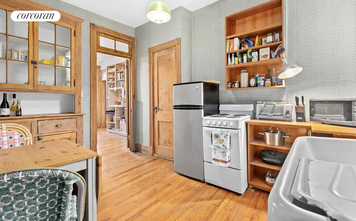New York City Real Estate | View 25 Leroy Street, 17 | room 2
