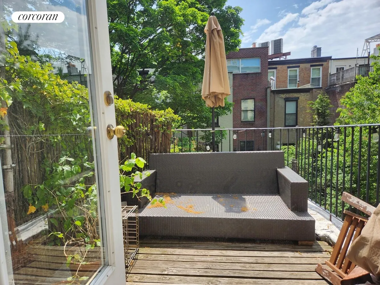 New York City Real Estate | View 204 Lincoln Place, 3FL | 2 Beds, 1 Bath