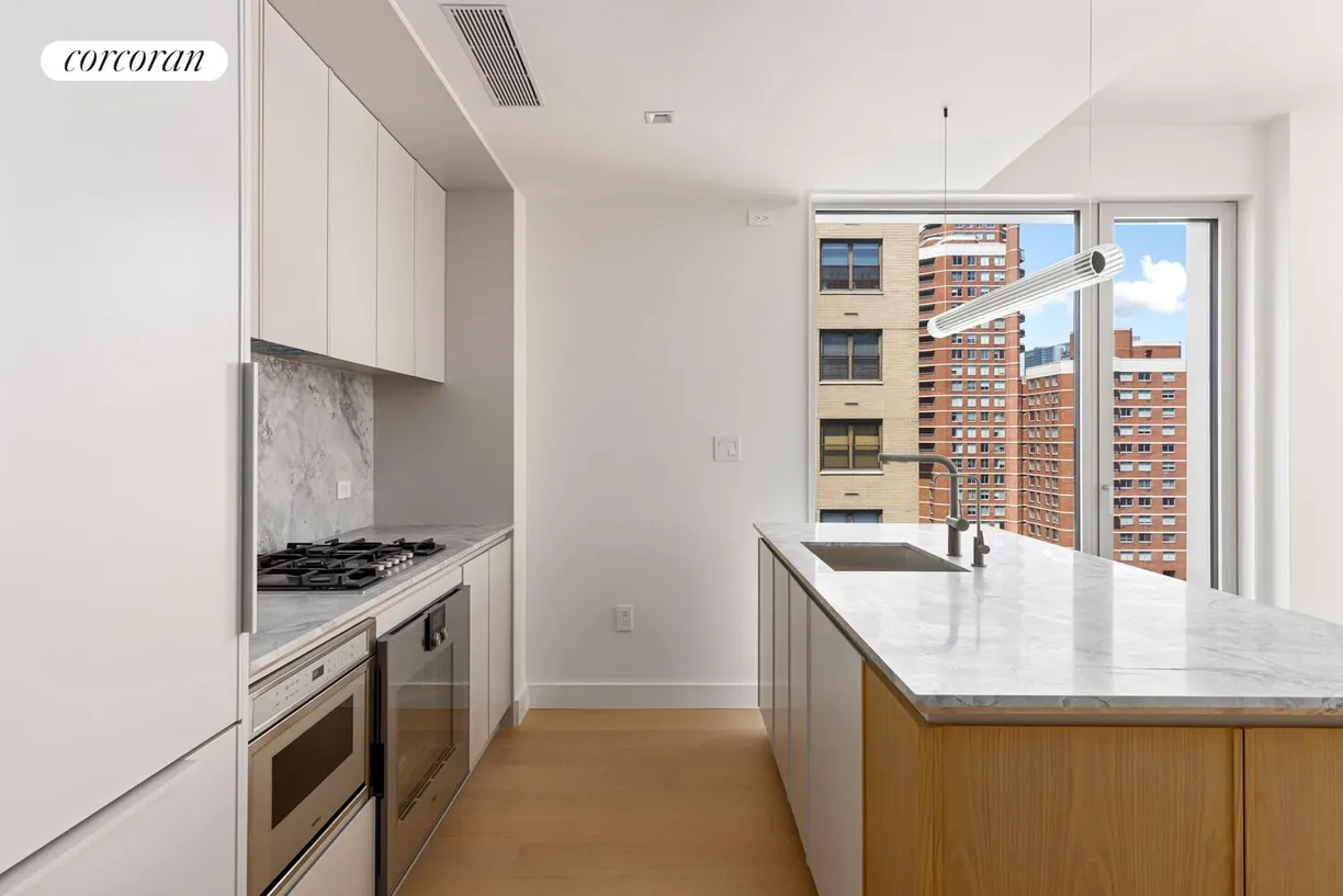 New York City Real Estate | View 250 East 25th Street, 9D | 1 Bed, 1 Bath