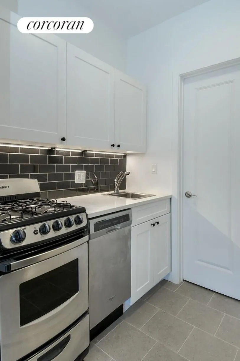 New York City Real Estate | View 141 Lexington Avenue, 3R | room 2