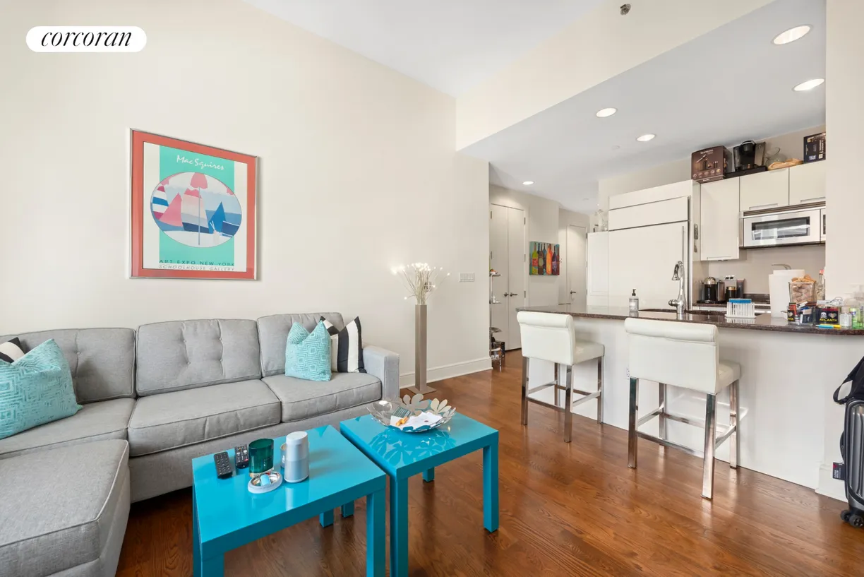New York City Real Estate | View 250 East 49th Street, 19B | room 1