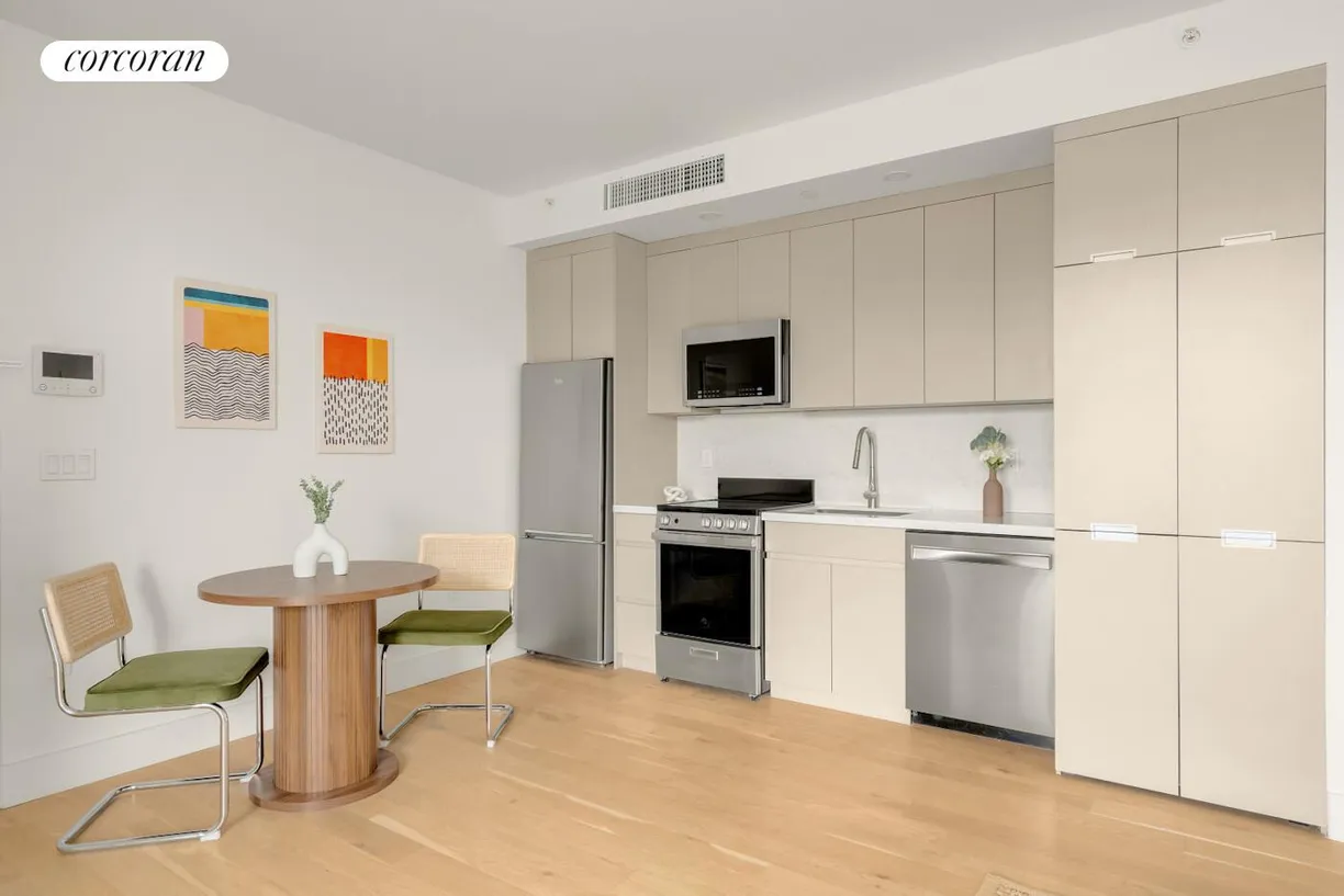 New York City Real Estate | View 585 Argyle Road, 4A | room 2