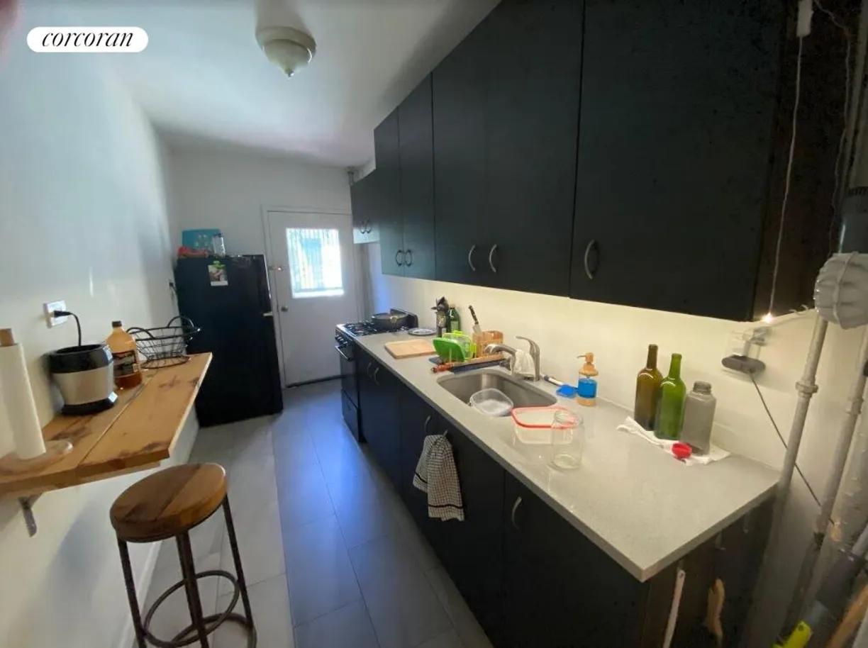 New York City Real Estate | View 1700 Lexington Avenue, 1R | room 2
