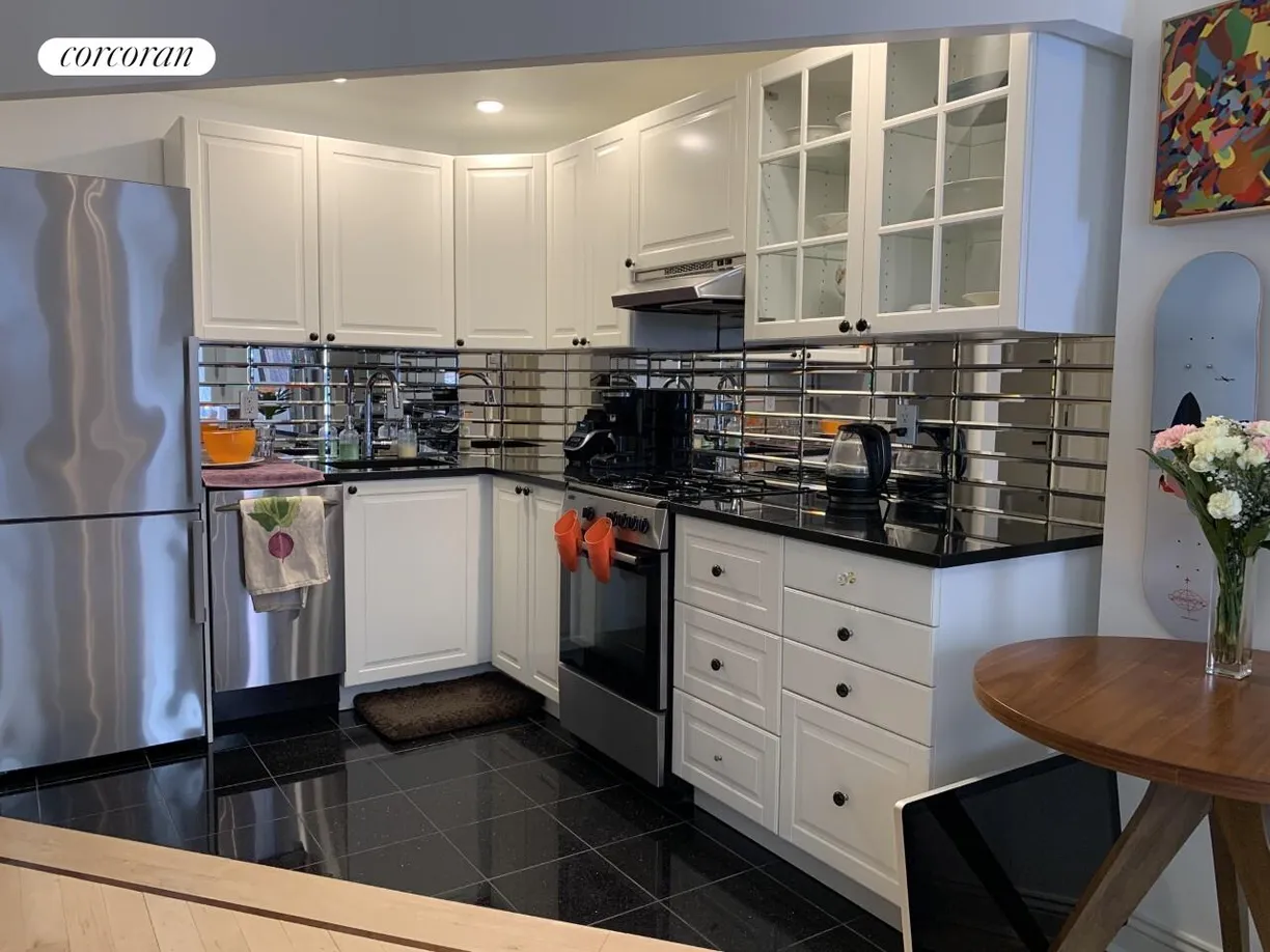 New York City Real Estate | View 25 West 70th Street, 3B | room 2