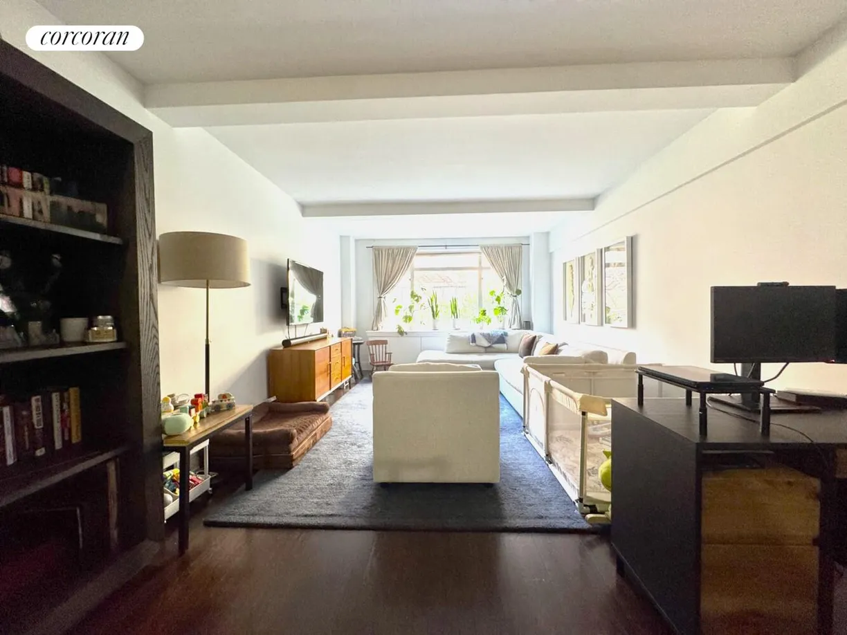 New York City Real Estate | View 170 East 77th Street, 5C | 2 Beds, 2 Baths