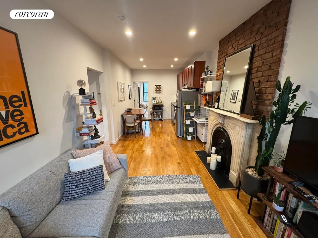 New York City Real Estate | View 31 Park Place, 3 | room 2
