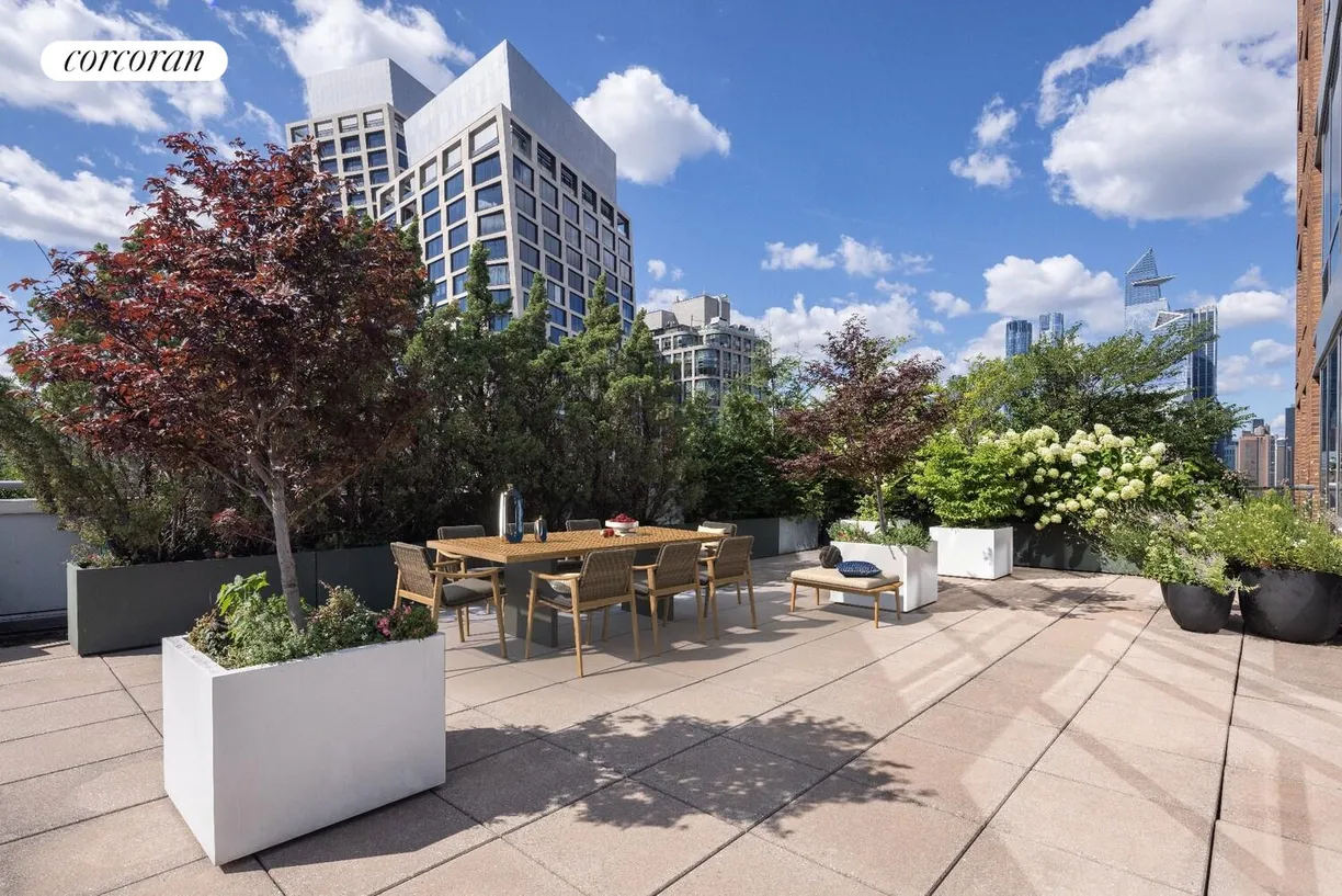 New York City Real Estate | View 450 West 17th Street, 1509 | room 1
