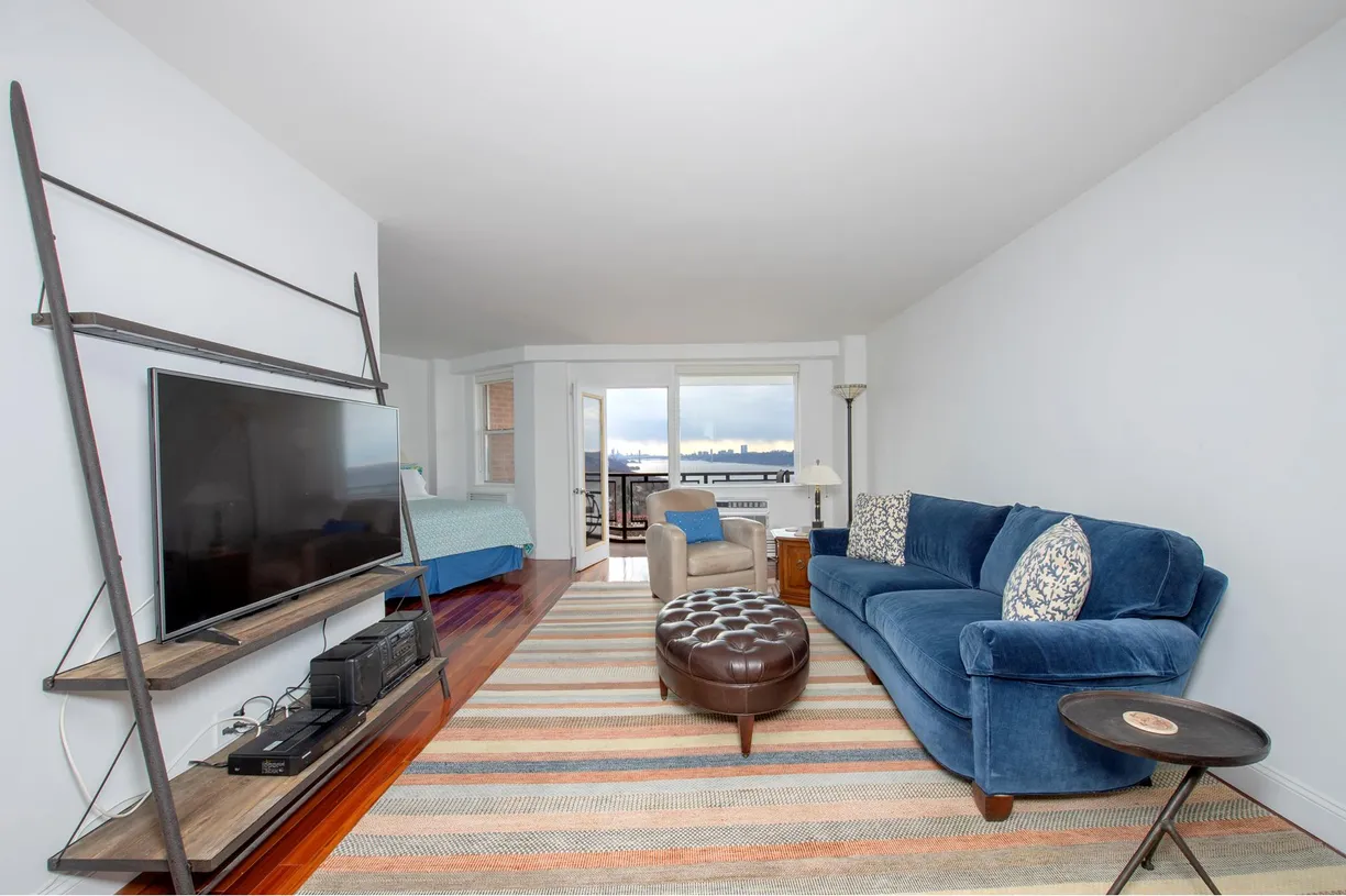 New York City Real Estate | View 5900 Arlington Avenue, 21R | 1 Bath