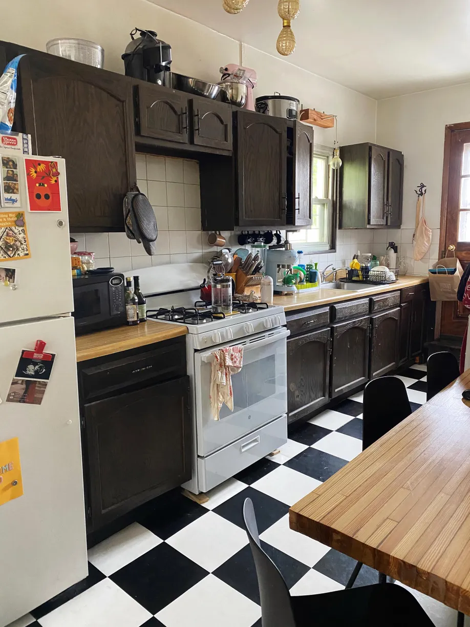 New York City Real Estate | View 393 Manhattan Avenue, 2R | 1 Bed, 1 Bath