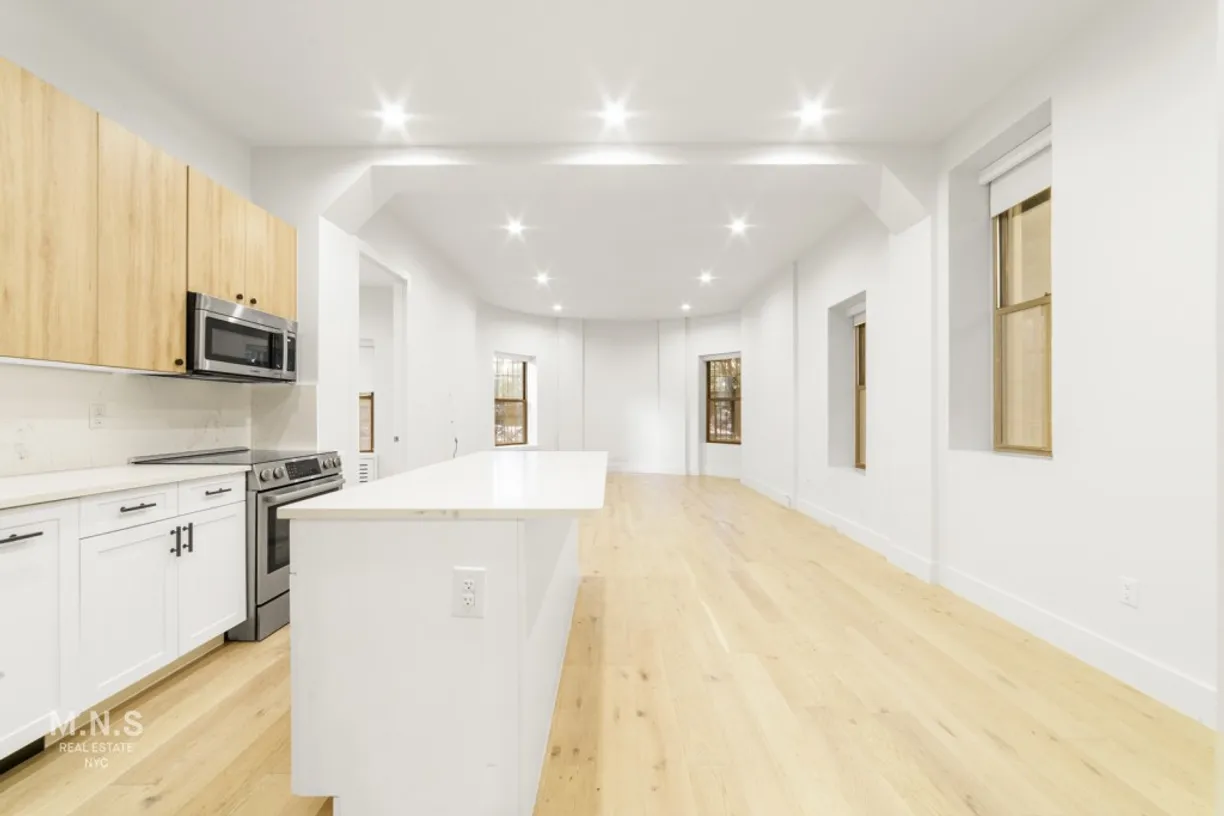 New York City Real Estate | View 125 Riverside Drive, 1A | 3 Beds, 2 Baths
