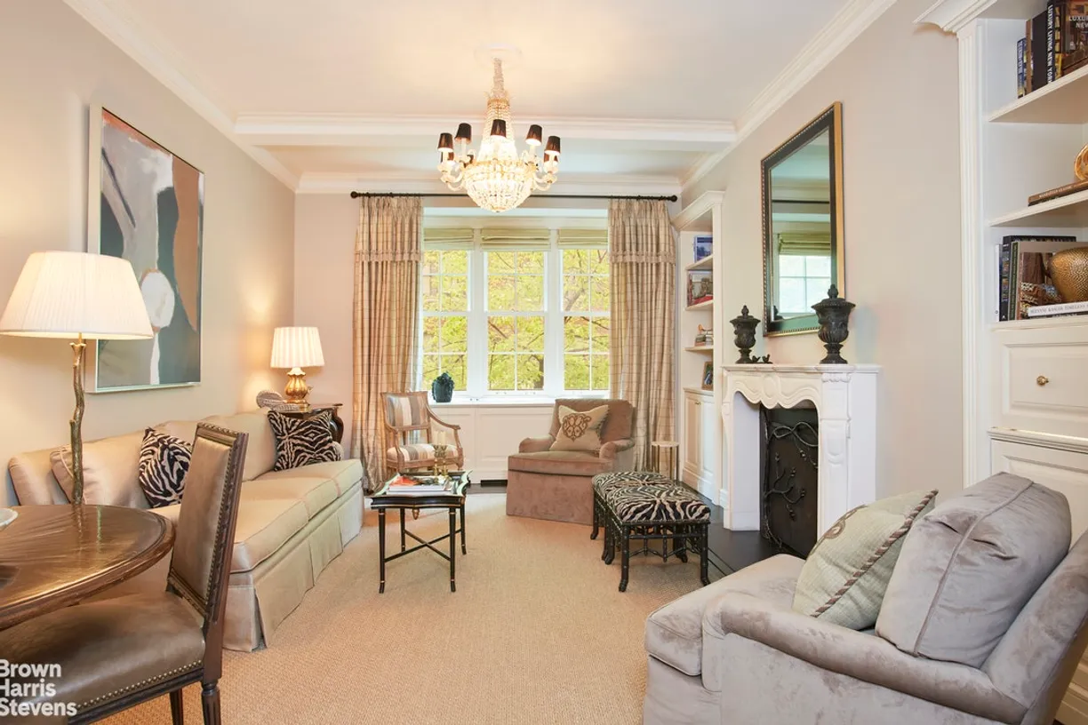 New York City Real Estate | View 1060 Park Avenue, 2D | 2 Beds, 1 Bath