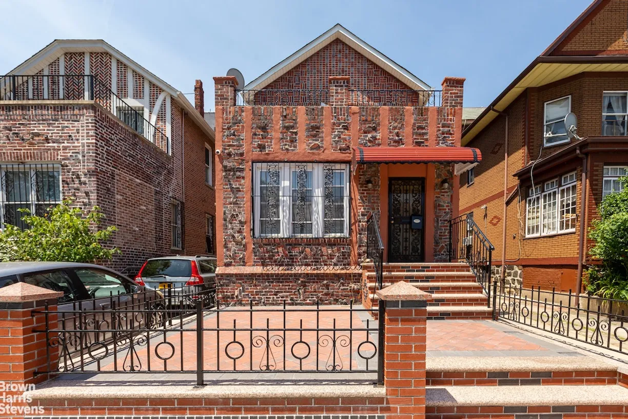 New York City Real Estate | View 382 East 7th Street, TOWNHOUSE | 3 Beds, 2 Baths