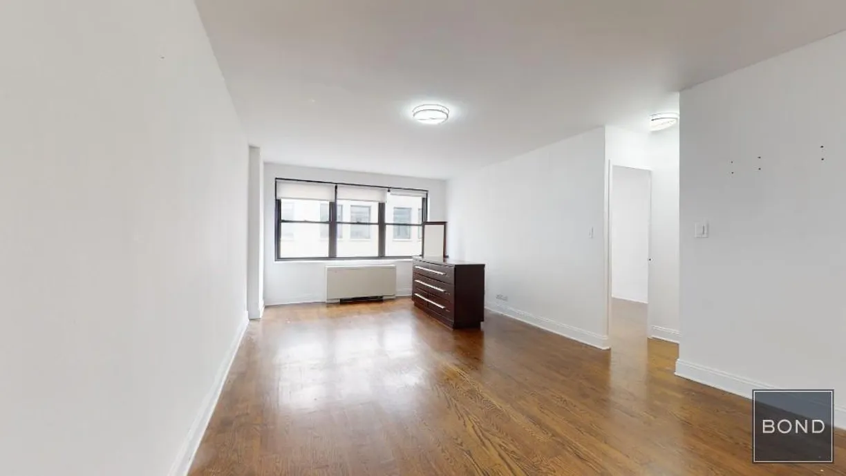 New York City Real Estate | View 96 Fifth Avenue, 11E | 1 Bed, 1 Bath