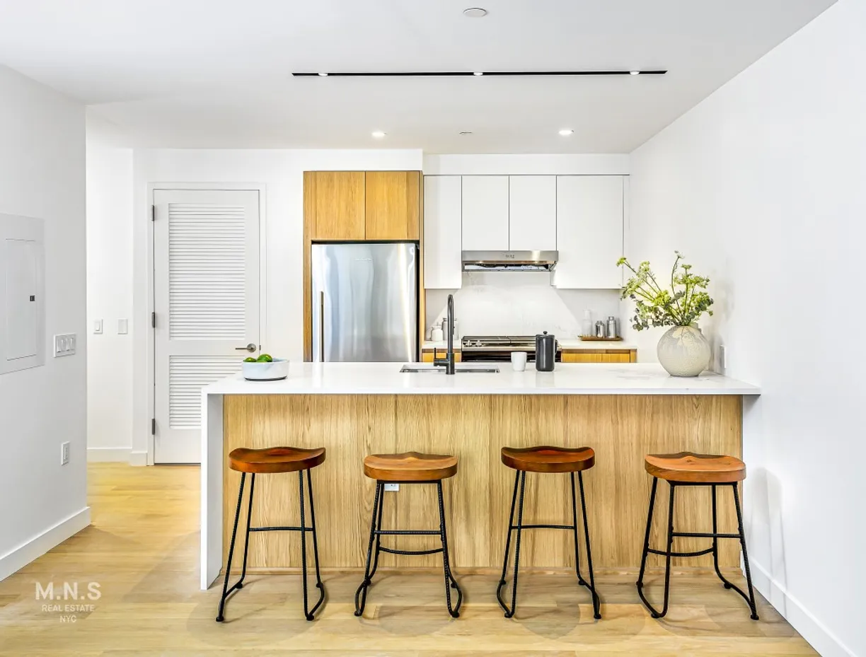 New York City Real Estate | View 200 Montague Street, 13D | 1 Bed, 1 Bath